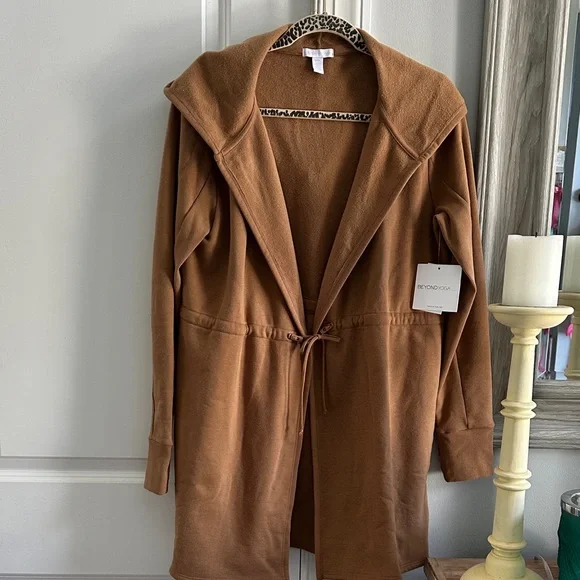 Beyond Yoga Women's Jacket NWT - Picture 1 of 6